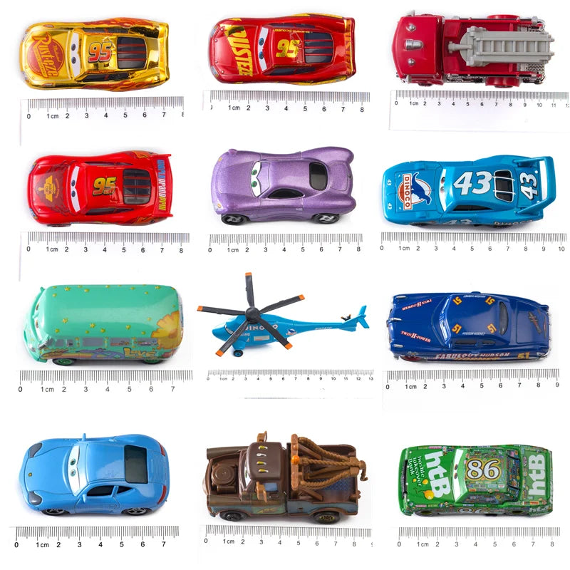Auto da Corsa in Metallo Disney Cars. Collezione Personaggi 1:55